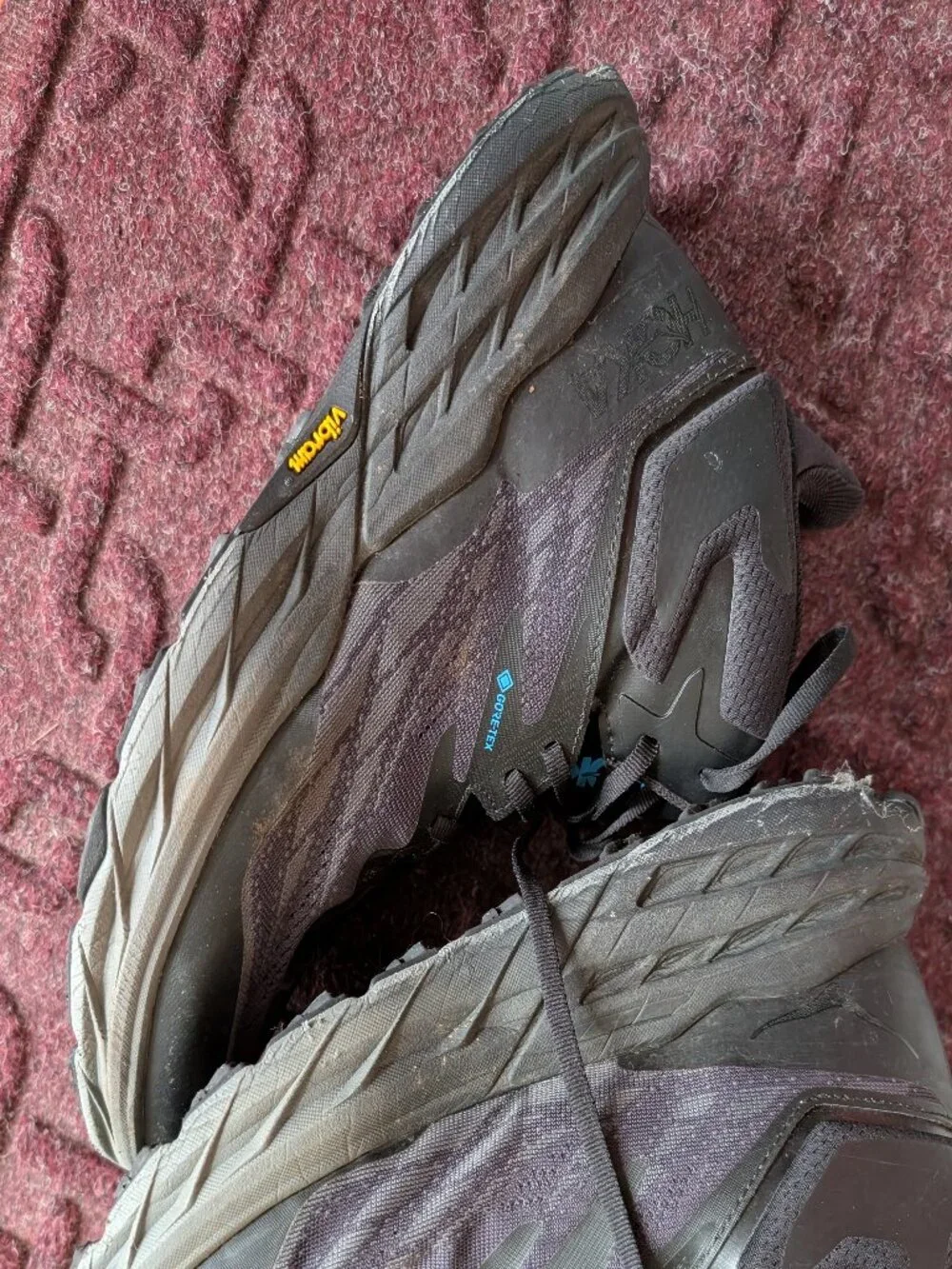 Hoka Men's Speedgoat 5 Mid GTX Hiking Boots | Size 11 - Picture 4 of 5